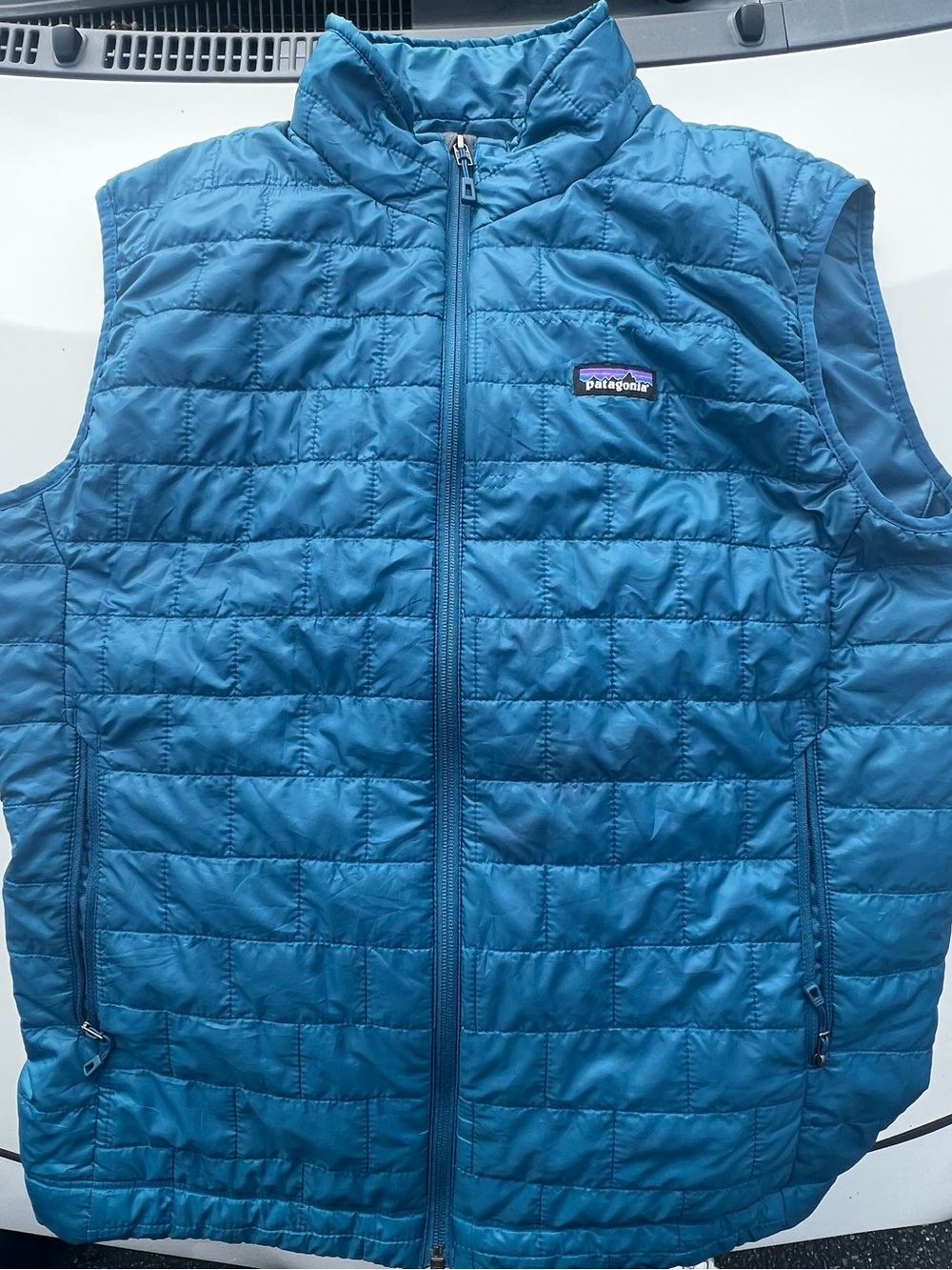 Patagonia Men’s Teal Quilted Vest - Lightweight Insulated Jacket